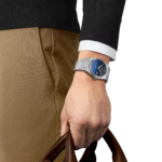 ⁦ساعة تيسو PRX أوتوماتيك – 40 ملم | Tissot PRX Powermatic 80 Automatic – 40mm⁩ - الصورة ⁦4⁩