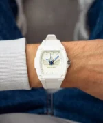 ساعة أديداس للجنسين Adidas Unisex Watch هيكل أبيض تونّو (Barrel) 44 ملم AOFH25511