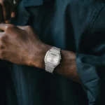 ساعة كاسيو AQ-240E-7ADF أنالوج ورقمية بسوار ستانلس ستيل أبيض | Casio AQ-240E-7ADF Analog-Digital Watch White Stainless Steel Band