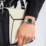 ساعة كاسيو LTP-V002D-1B3UDF النسائية الكلاسيكية السوداء مع سوار ستانلس ستيل | Casio LTP-V002D-1B3UDF Women Black Classic Stainless Steel Watch