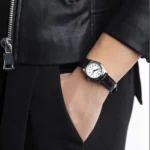 ساعة كاسيو LTP-V006L-7BUDF النسائية بسوار جلد وميناء أبيض مع عرض اليوم والتاريخ | Casio LTP-V006L-7BUDF Women Leather Band White Dial Day-Date Watch