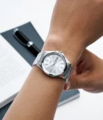 ساعة كاسيو MTP-1239D-7ADF الرجالية الكلاسيكية بميناء أبيض وعرض اليوم والتاريخ | Casio MTP-1239D-7ADF Men White Dial Day-Date Stainless Steel Watch