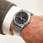 ساعة كاسيو MTP-V006D-1BUDF الرجالية الكلاسيكية بعرض اليوم والتاريخ – Casio MTP-V006D-1BUDF Men Day-Date Stainless Steel Watch