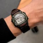 ساعة كاسيو W-220HF-3AVDF الرقمية الرياضية باللون الأخضر مع سوار قماشي/جلدي | Casio W-220HF-3AVDF Digital Sport Watch Green Resin Case Cloth/Leather Band